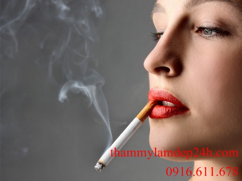 Hút thuốc là nguyên nhân khiến da mặt nhăn, sạm và khô