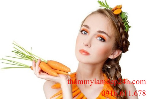  Trong cà rốt chứa nhiều vitamin A giúp sáng mắt, cải thiện thị lực