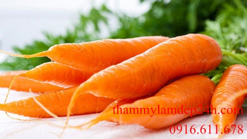 Trong cà rốt có chứa khá nhiều vitamin, đặc biệt là vitamin A và carotene